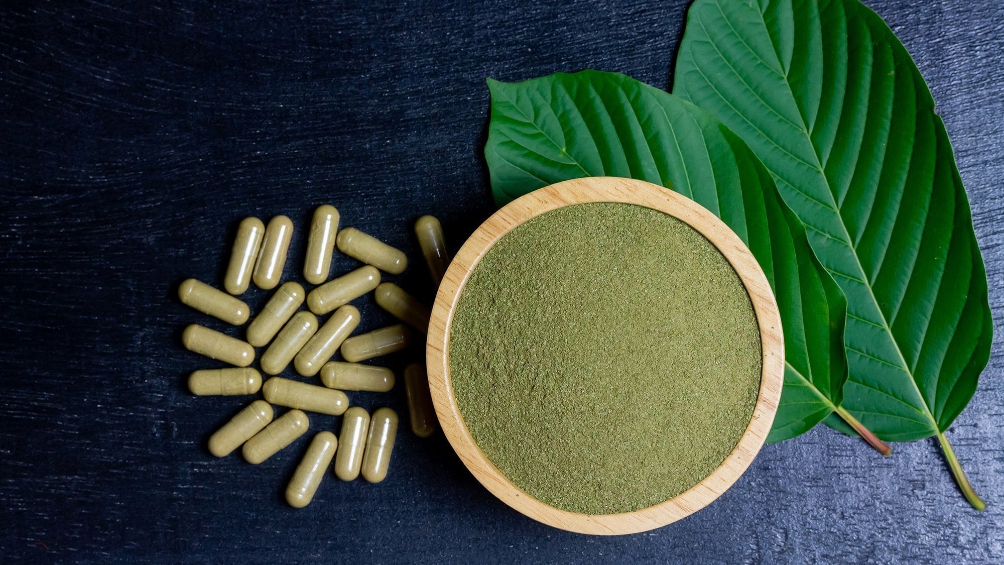 Kratom Capsules vs. Powder: The Real Truth to Which is Right for You?